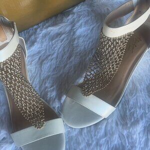 Talia Sodi| Beautiful sandals size 8.5